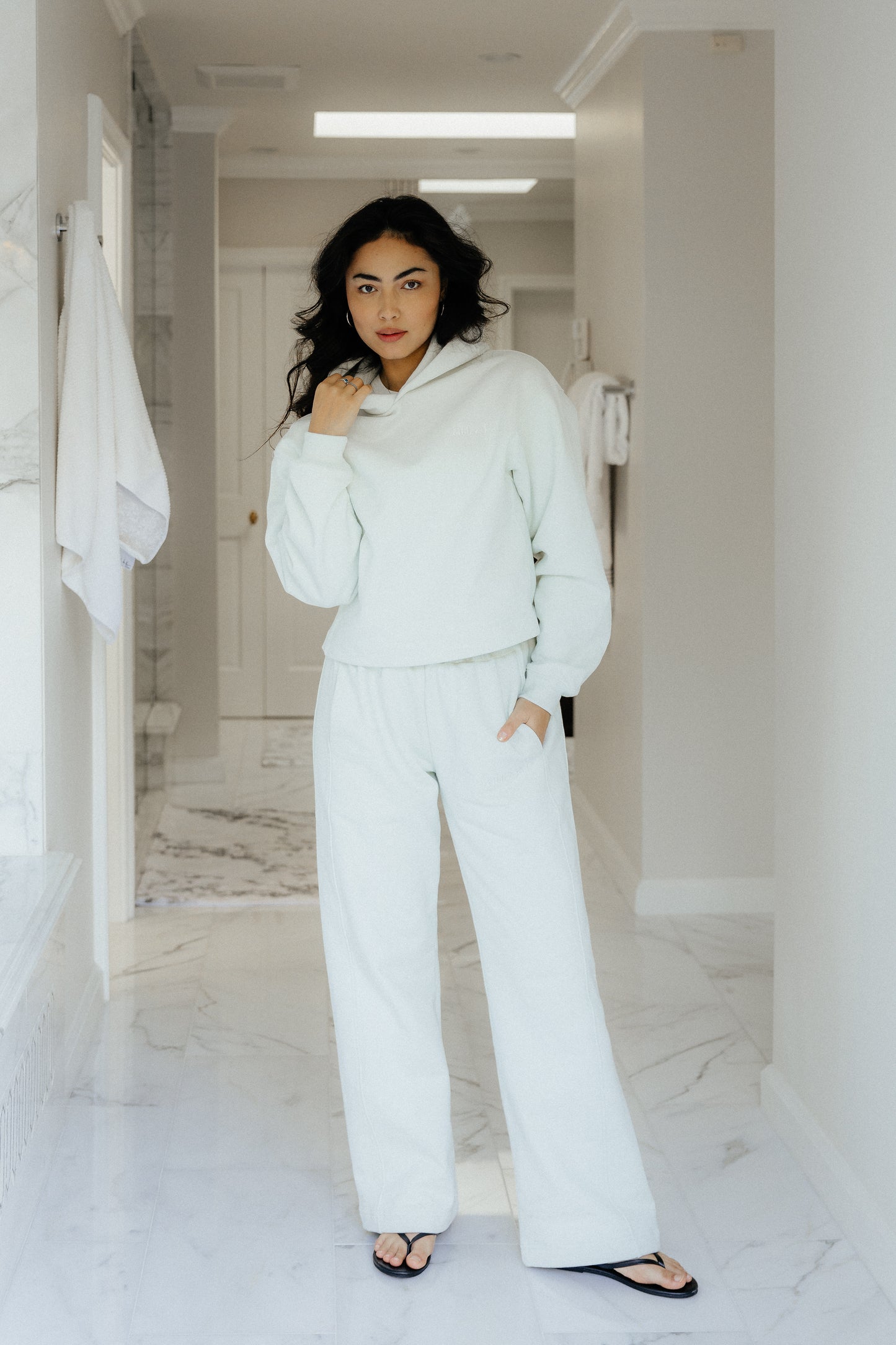 The Cropped Hood - Pullover Hoodie for Women